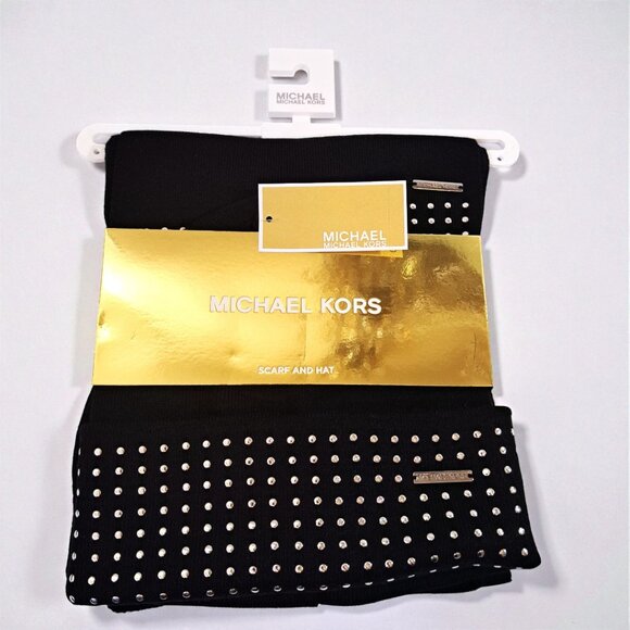 Michael Kors Women's Black Scarf and Hat Set NWT - Picture 2 of 10